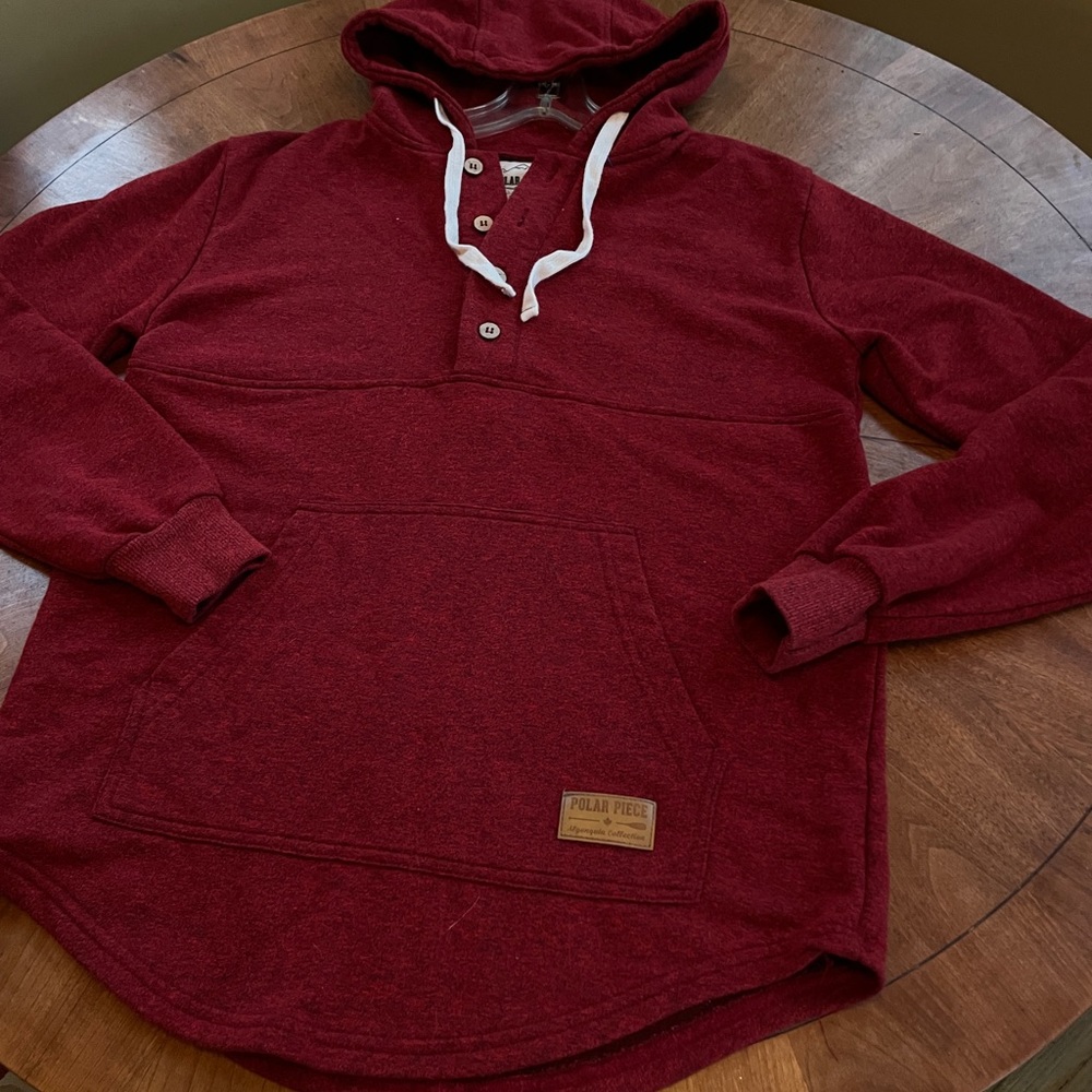 Men’s hooded pullover “Made in Canada”
